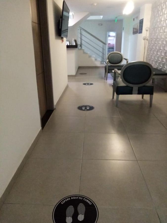 Grato Hotel *